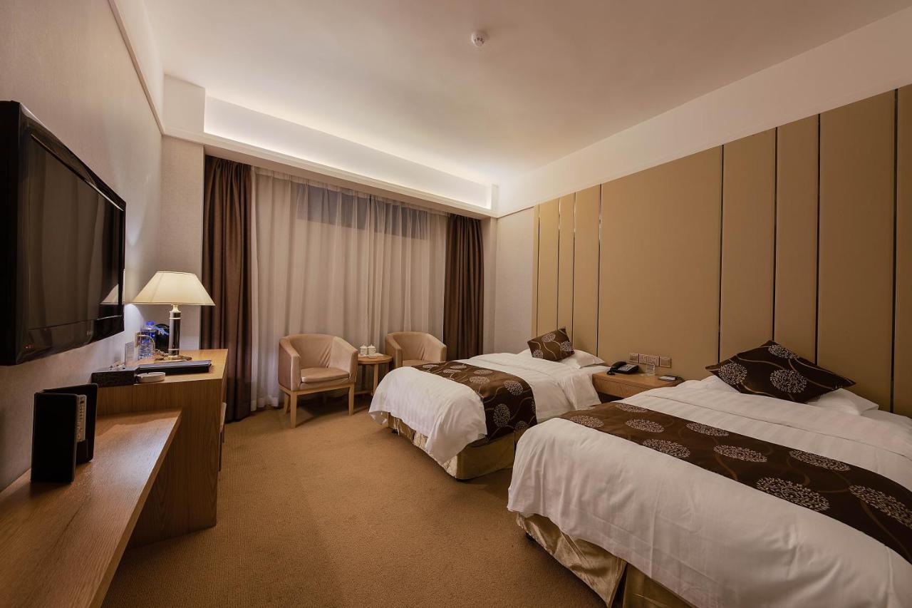 Shaanxi Yongcun Hotel Сиан Екстериор снимка